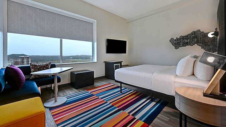 Aloft Mooresville