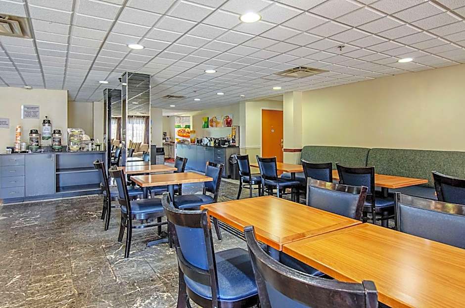 Quality Inn & Suites I-81 Exit 7