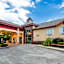 Precious Hotel