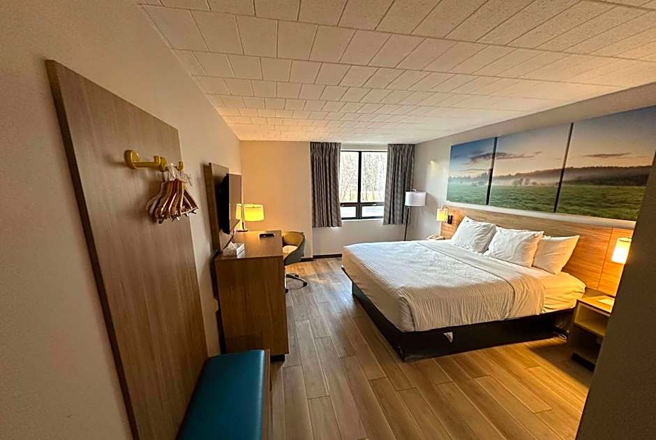 Days Inn by Wyndham Liberty