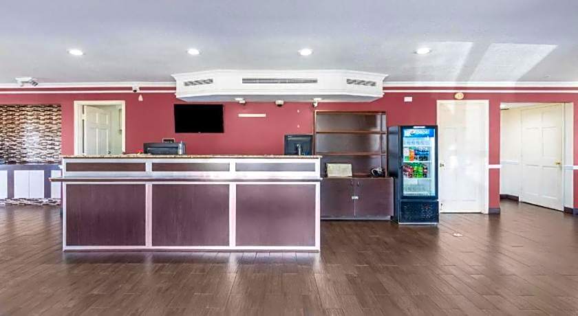 OYO Hotel Tulsa N Sheridan Rd & Airport