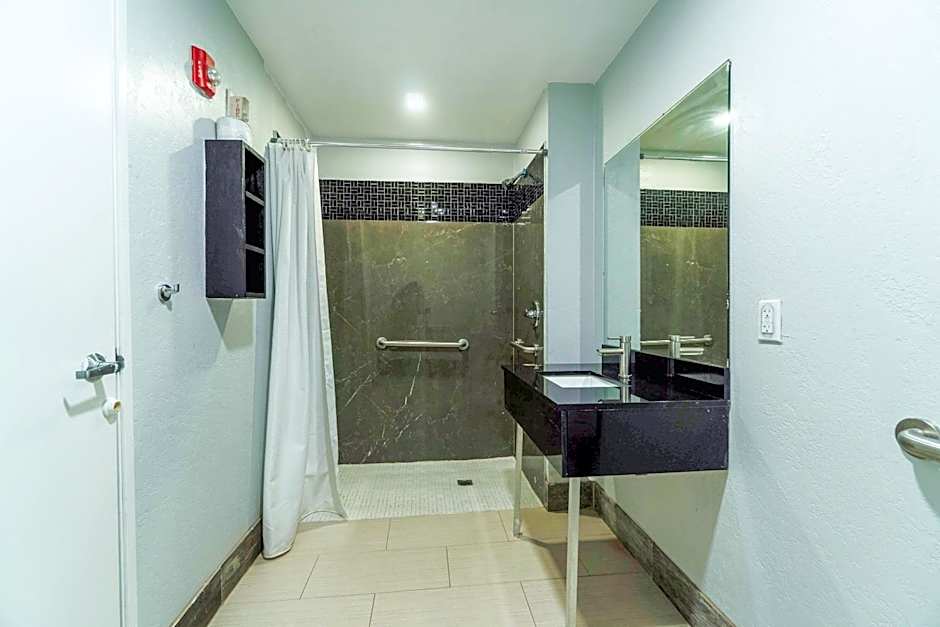 Xpress Inn & Extended Stays