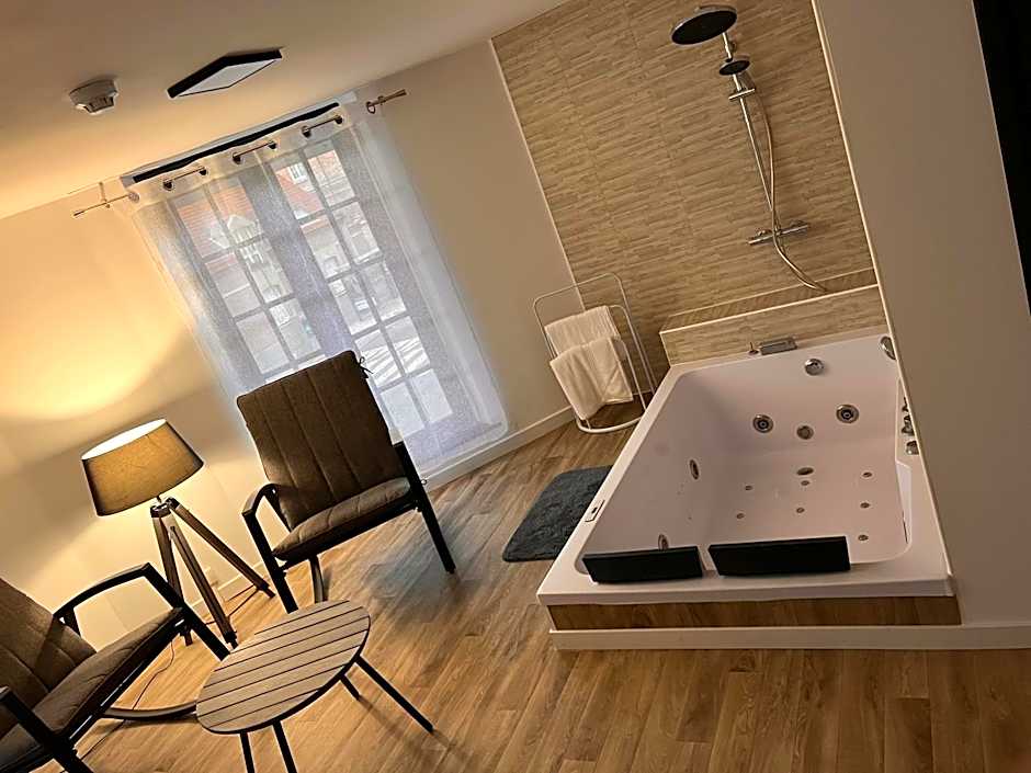 Magnifique Loft 35m2 Jacuzzi RVB NIGHT 1 ÉTABLISSEMENT FERMÉ DEFINITIVEMENT
