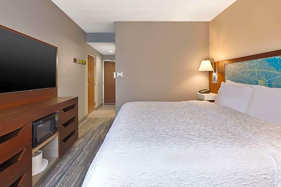 Hampton Inn By Hilton Traverse City