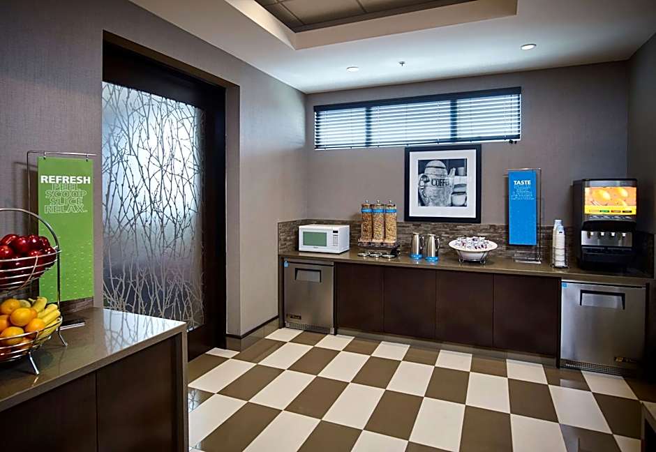 Hampton Inn By Hilton Timmins