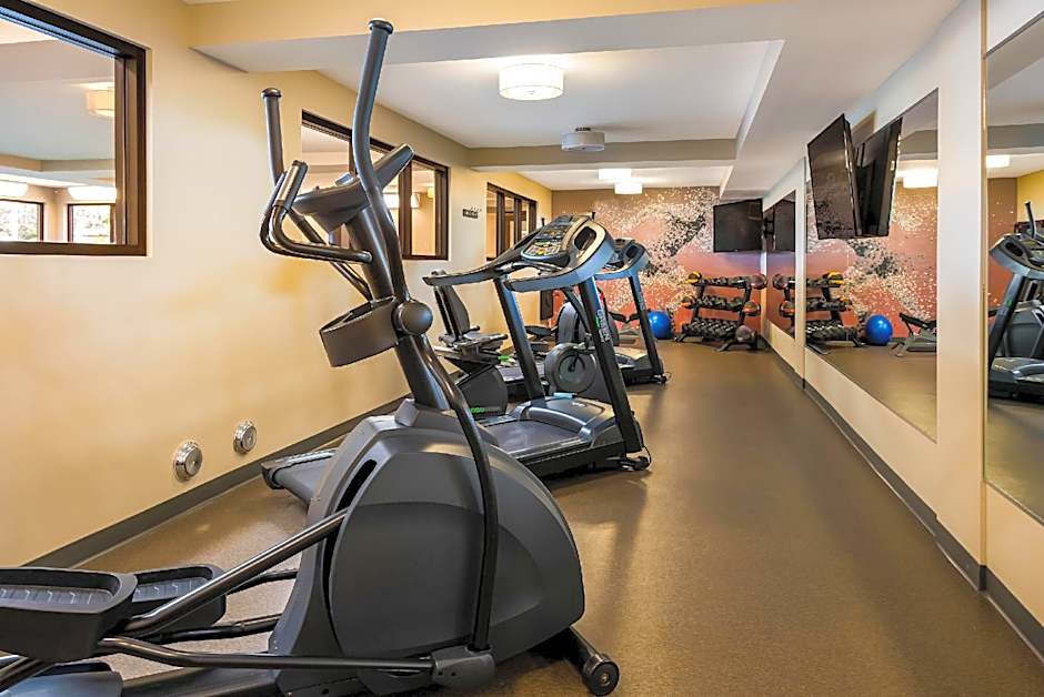 Country Inn & Suites by Radisson, Grandville-Grand Rapids West, MI