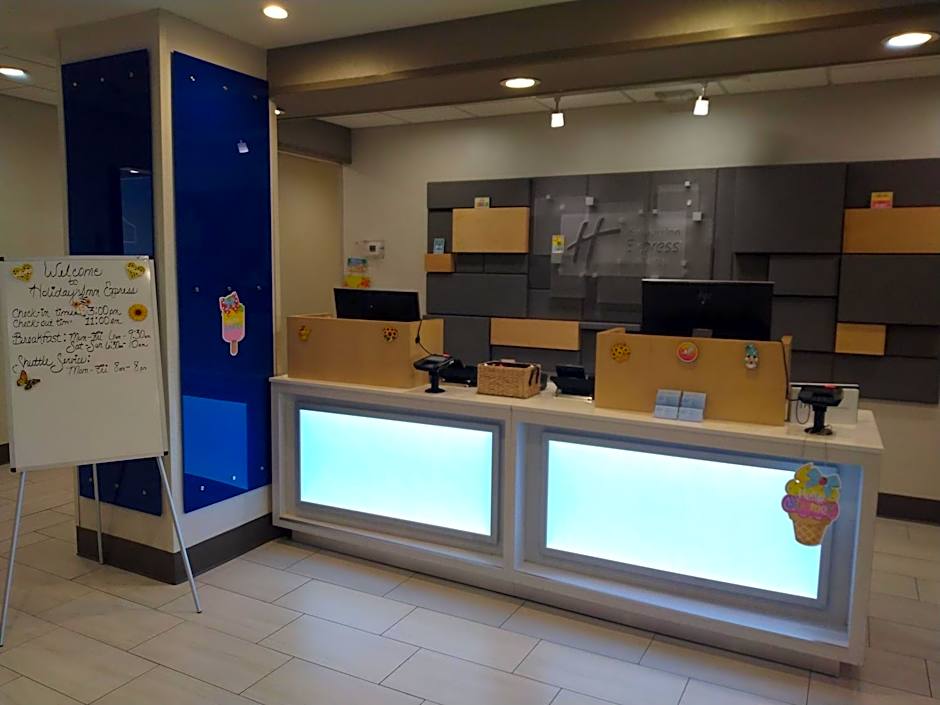 Holiday Inn Express Hotel & Suites Albuquerque Midtown By IHG