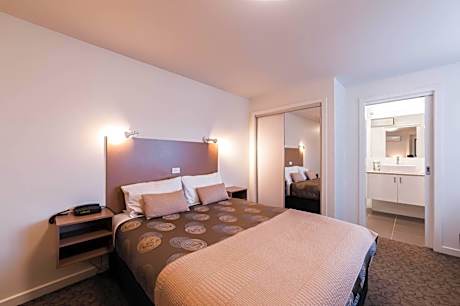 Deluxe Double or Twin Room with Bay View