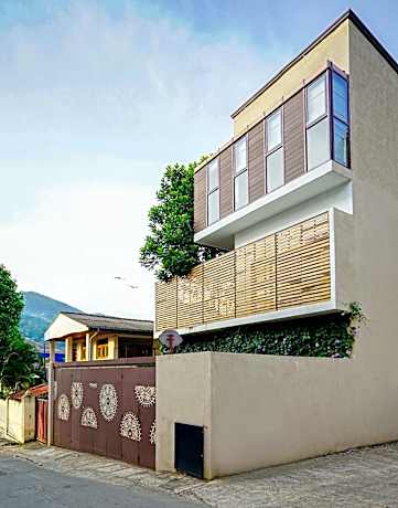 Atelier Kandy