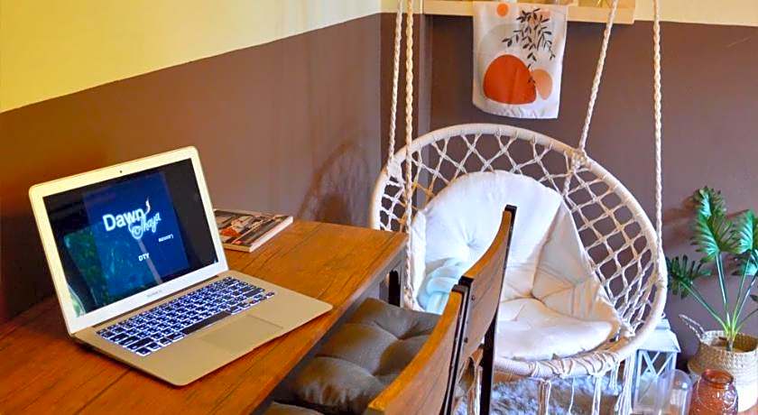 Dawnthaya Ayutthaya House