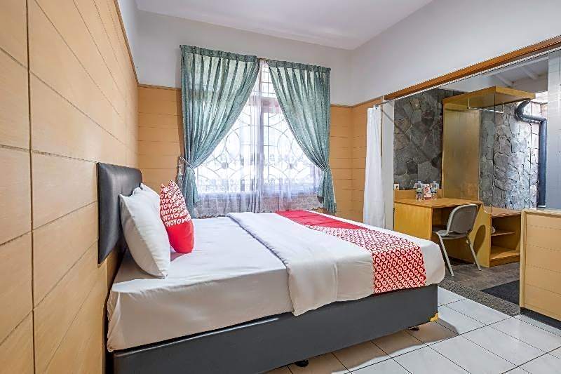 Imelda Residence Setrasari RedPartner