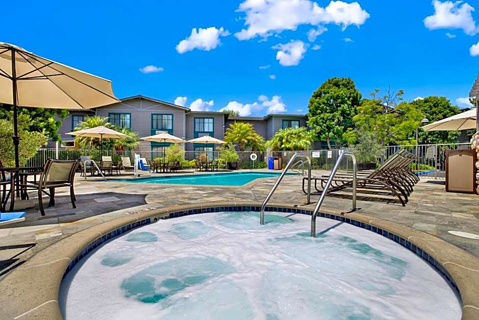 Holiday Inn Express & Suites Carpinteria By IHG