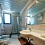 Admiral Hotel Villa Erme