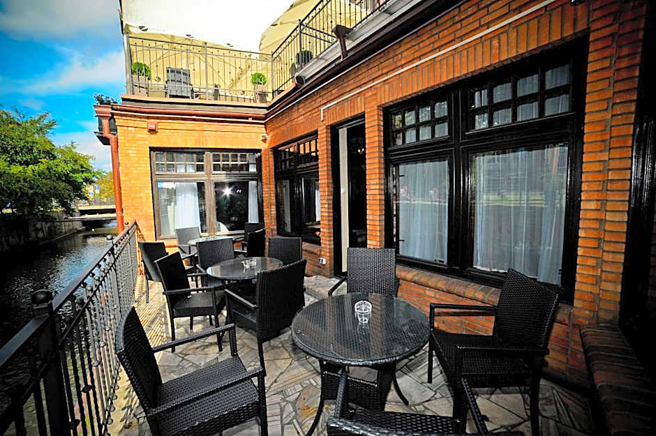 World Hostel - Old Town