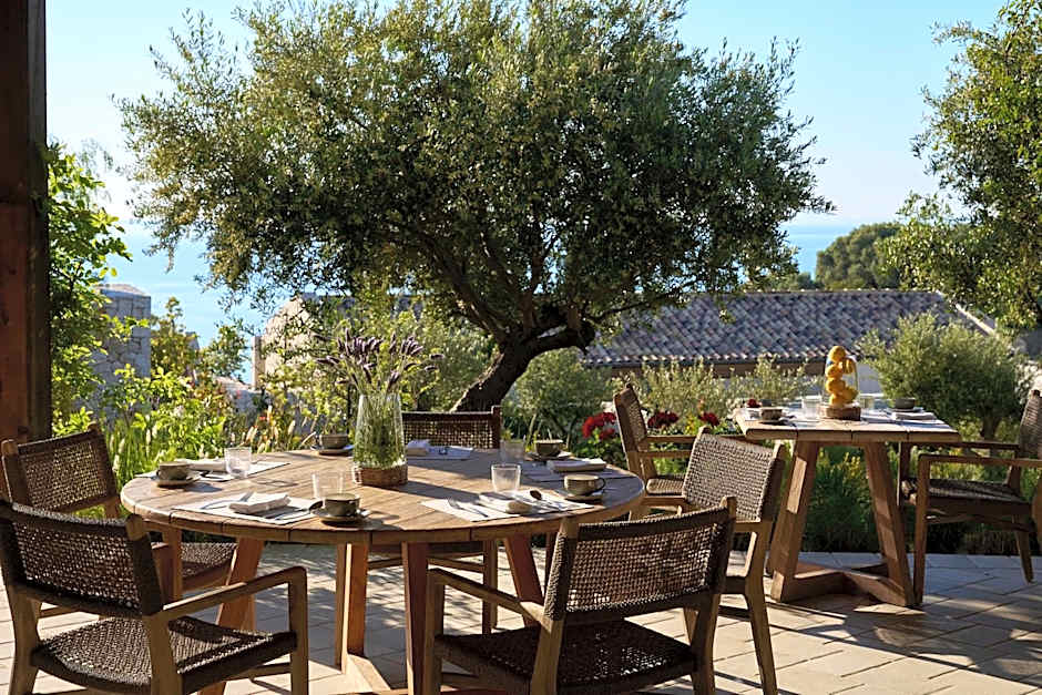 Eliámos Villas Hotel & Spa - Relais & Châteaux