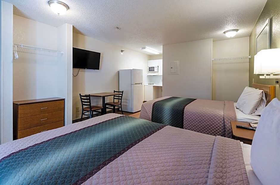 HomeTowne Studios Winston-Salem - University Pkwy