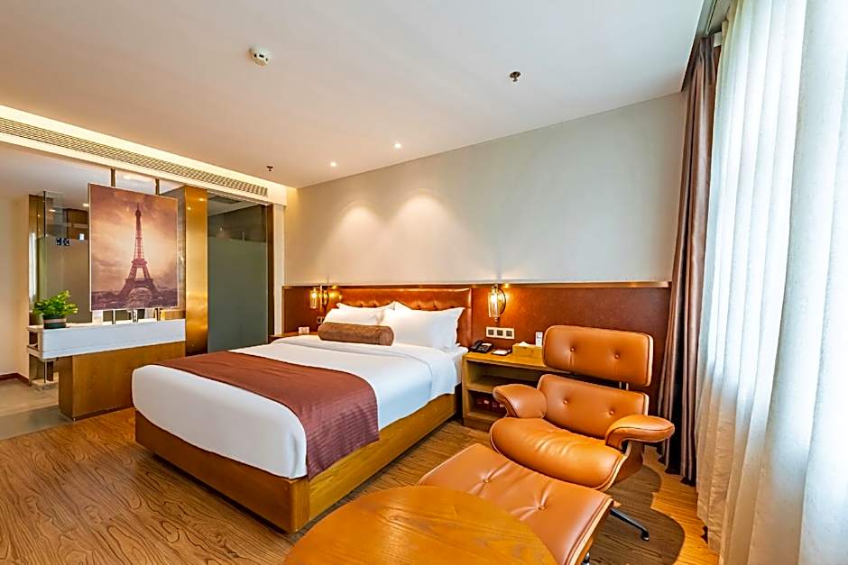 James Joyce Coffetel Shijiazhuang the Mixc Jinyuan Tower Airport Bus