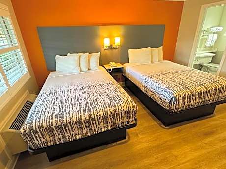 Standard 2 double beds