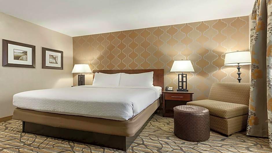 Holiday Inn Hotel & Suites Gateway By IHG