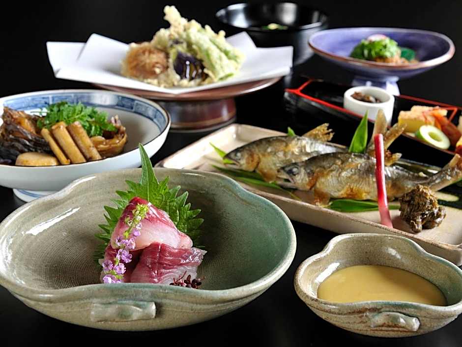 Heihachi Tea House Inn
