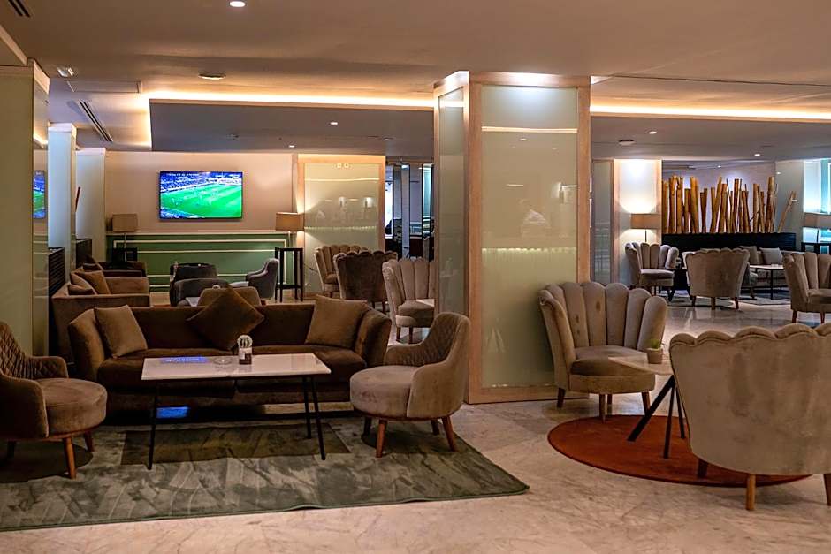 Golden Tulip El Mechtel Hotel