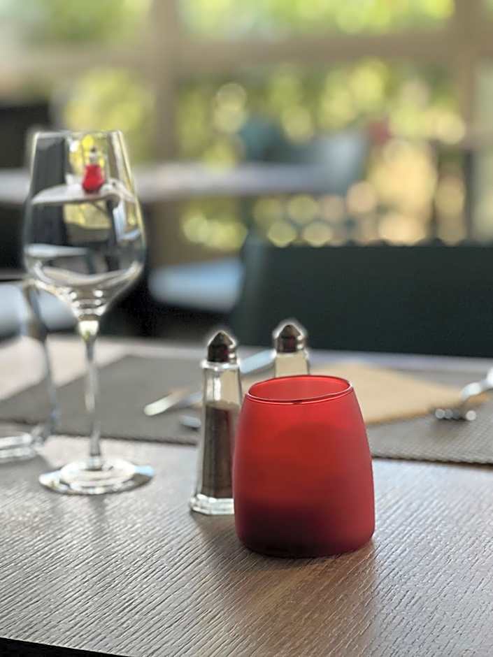 Kyriad Frejus Centre