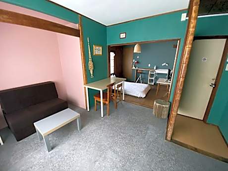 Twin Room with King Bed