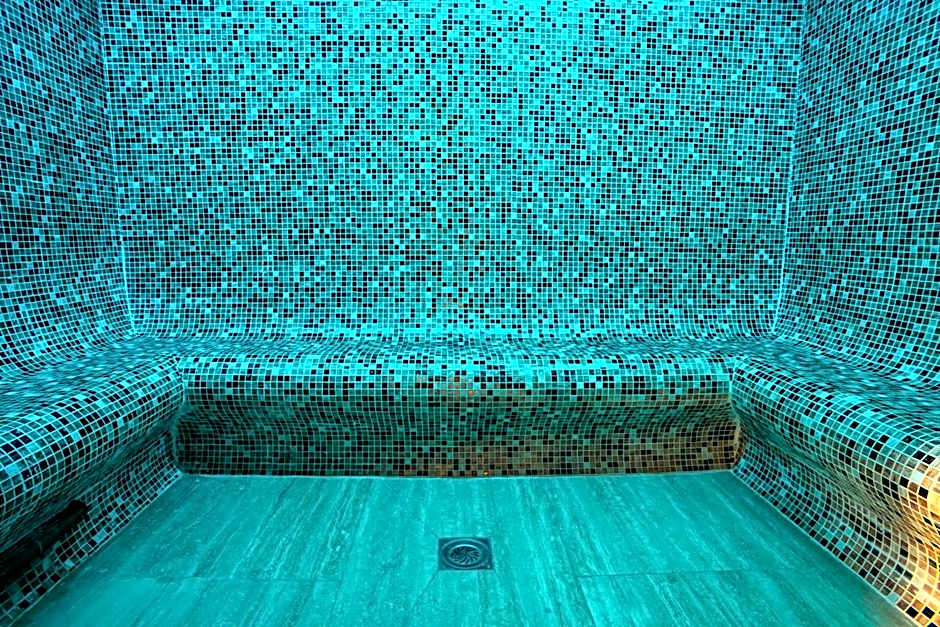 Hotel Enigma