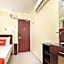 Super OYO 90562 J Hotel PJ