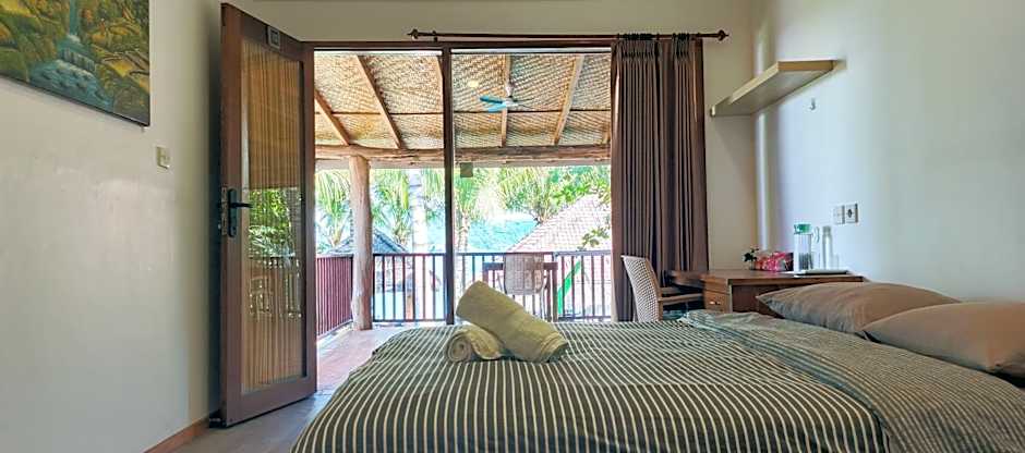 Castaway Surf Retreat