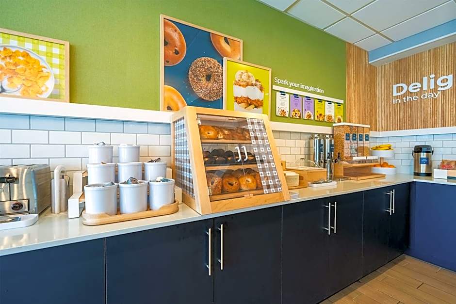 Spark by Hilton Atlanta-Town Center/Kennesaw