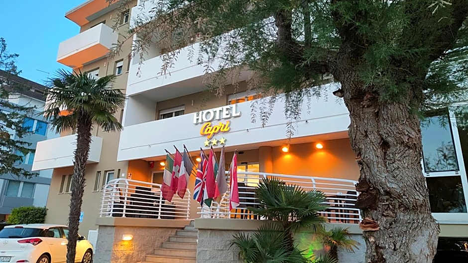 Photo 1 of 50 of Hotel Capri