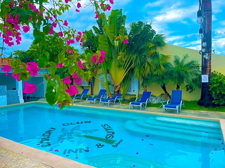 Colony Club Inn & Suites