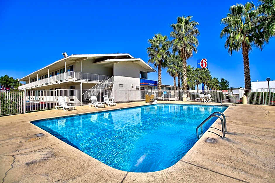 Motel 6-Nogales, AZ - Mariposa Road
