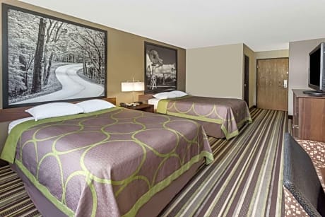 Queen Room with Two Queen Beds - Mobility Access/Non-Smoking