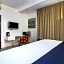 Capital O Hotel 522
