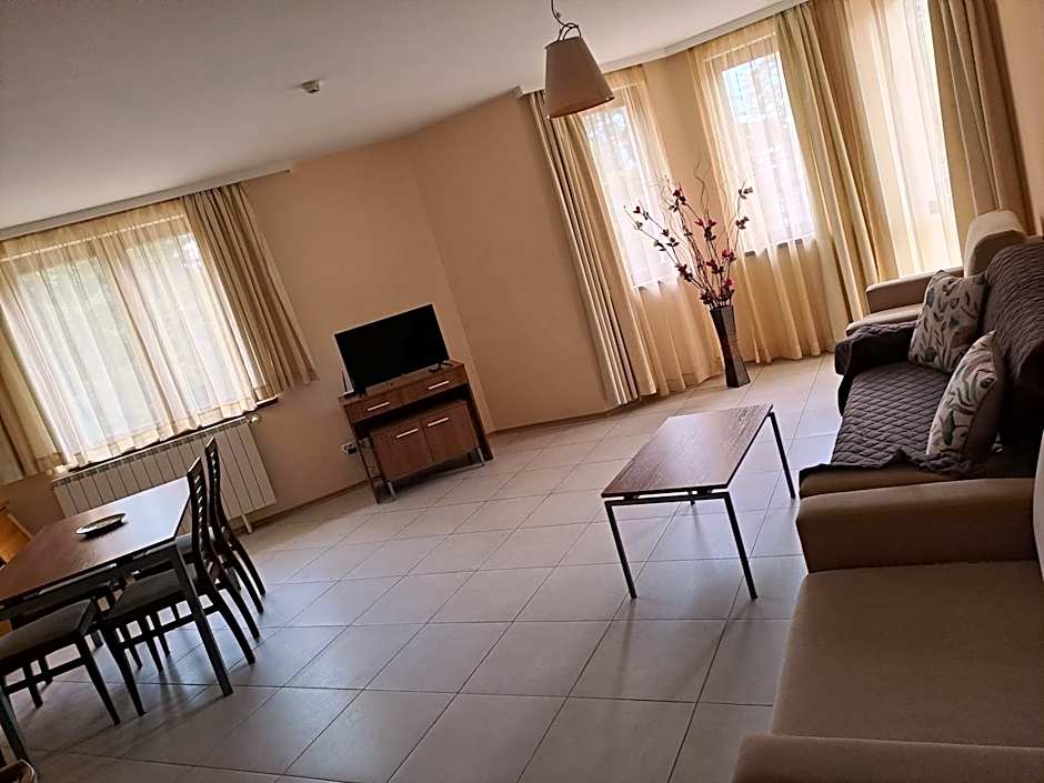 Apartment 322, Villa Park