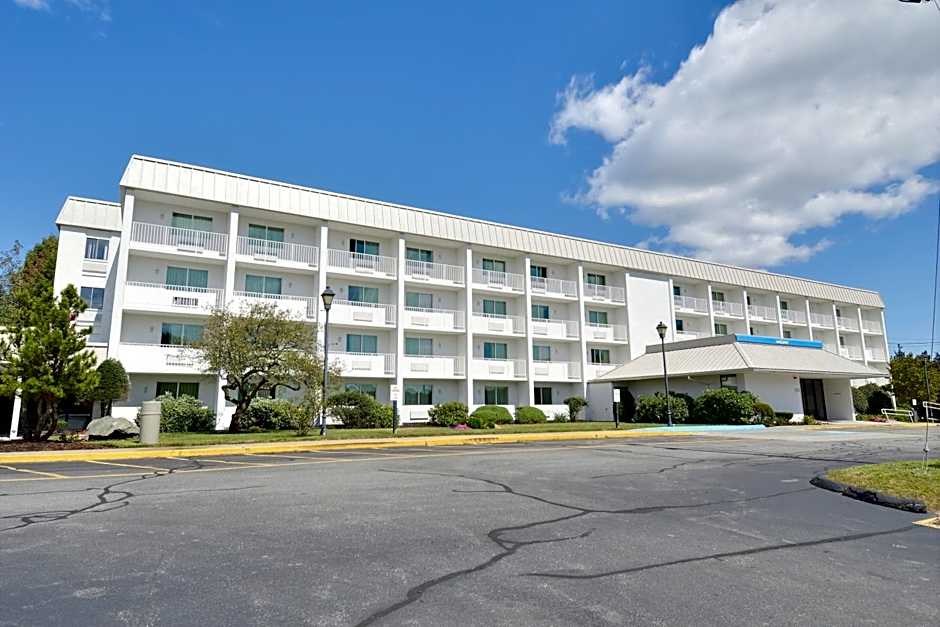 Motel 6-Danvers, MA - Boston North