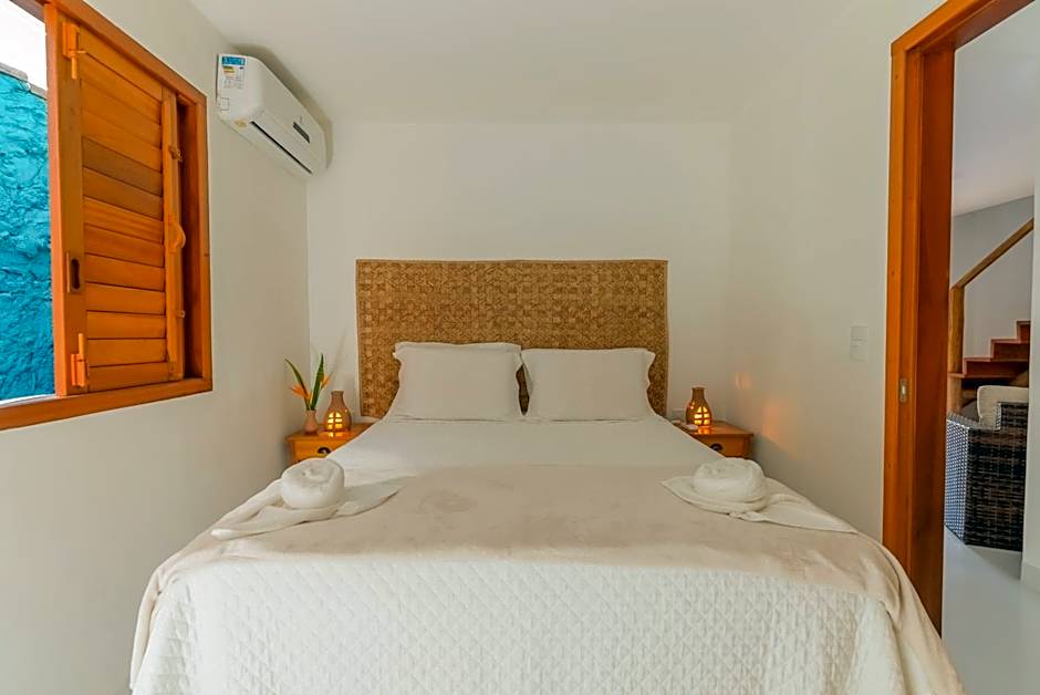 Casa Espaçosa com Piscina e Sauna Privativa! 6 Suítes!