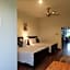 Rumah Putih B&B near KLIA