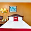 OYO Hotel Downtown Peoria IL I-74