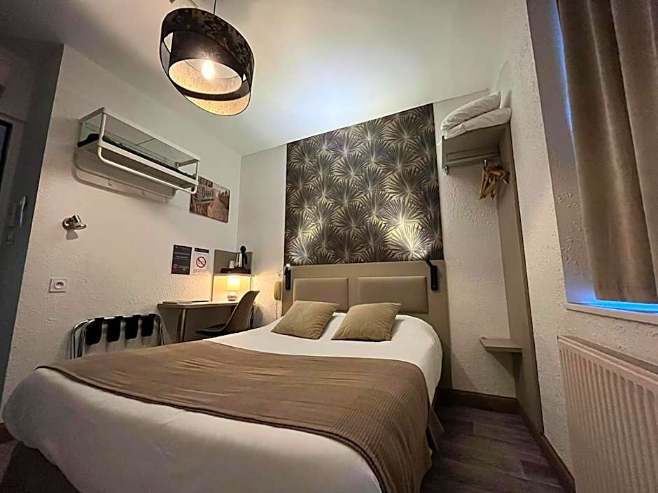 Cit'Hotel Le Cheval Blanc, Cognac Centre