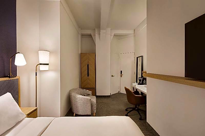 Radisson Hotel New York Wall Street