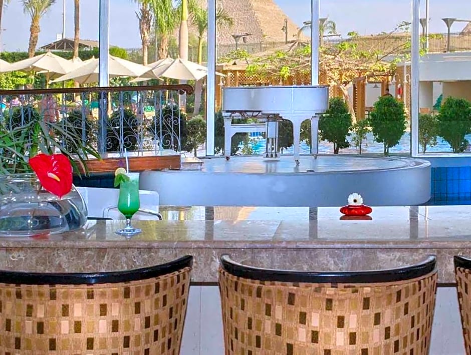 Mercure Cairo Le Sphinx Hotel
