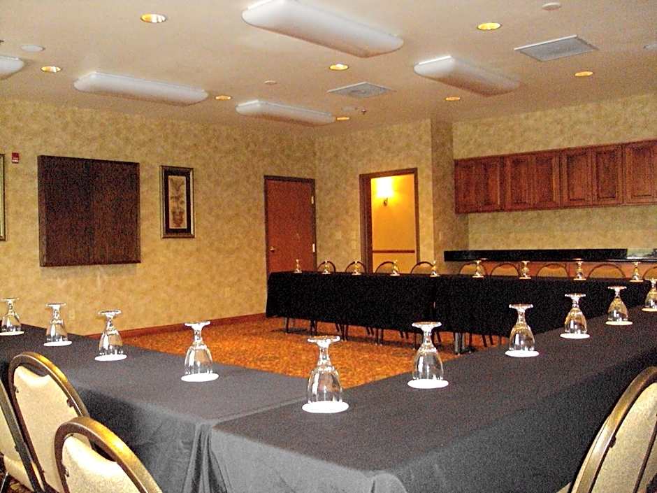 Holiday Inn Express Syracuse-Fairgrounds by IHG