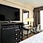 Holiday Inn and Suites Charleston West By IHG