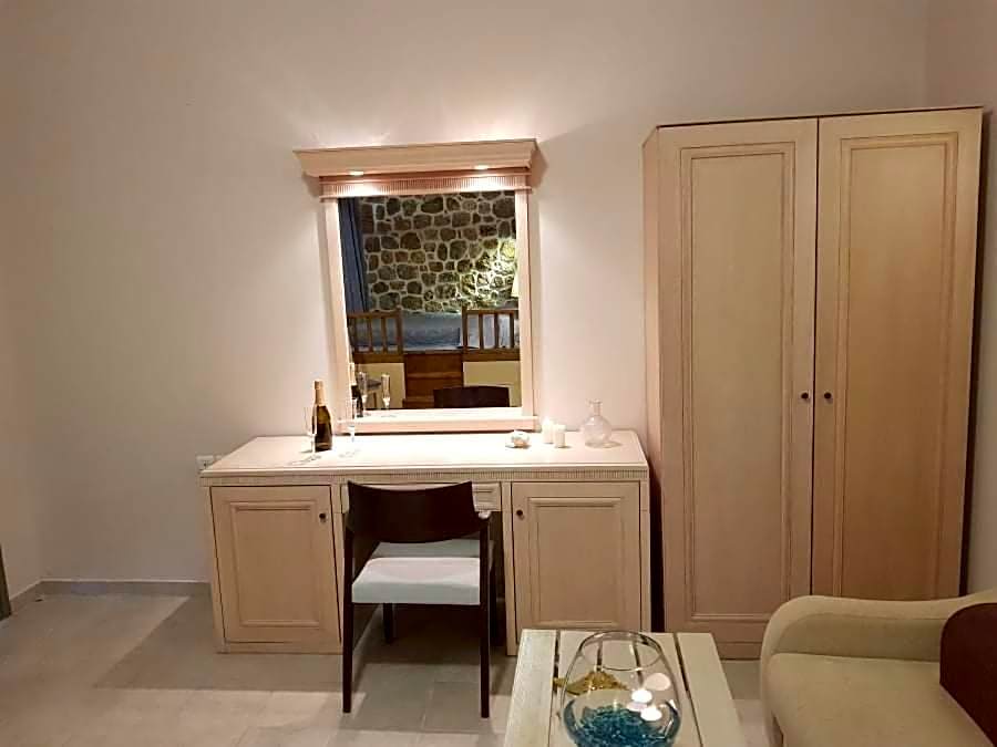 Arginonta Beach Apartments