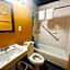 Casa Blanca Inn & Suites Whittier