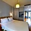 Phidias Piraeus Hotel