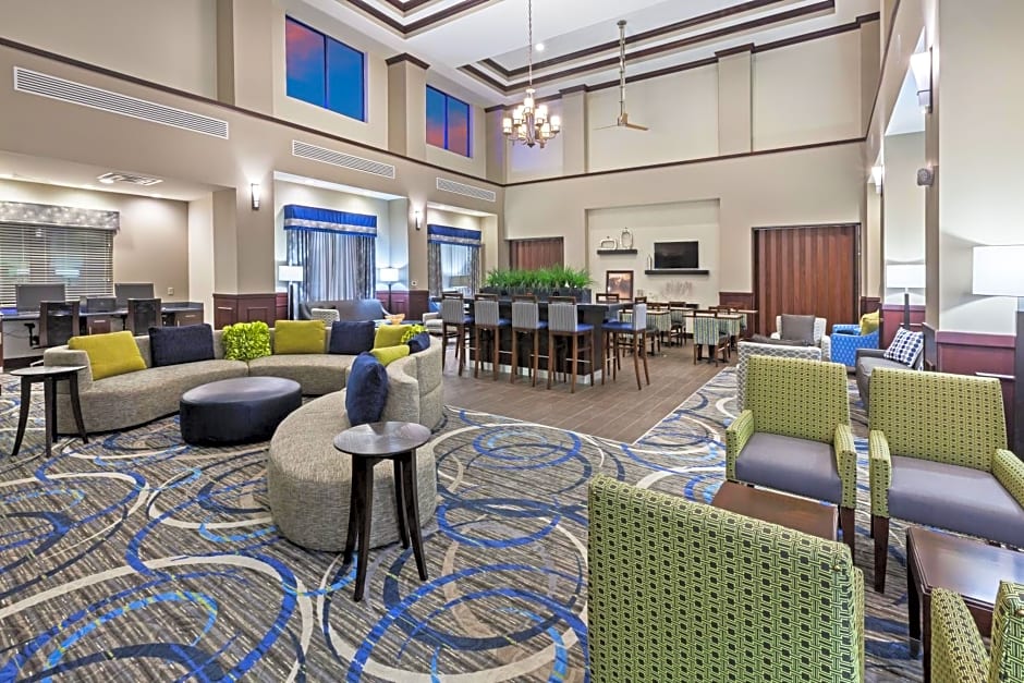 Holiday Inn Express & Suites Glenpool